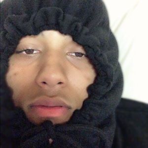 Meet your Posher, Deric